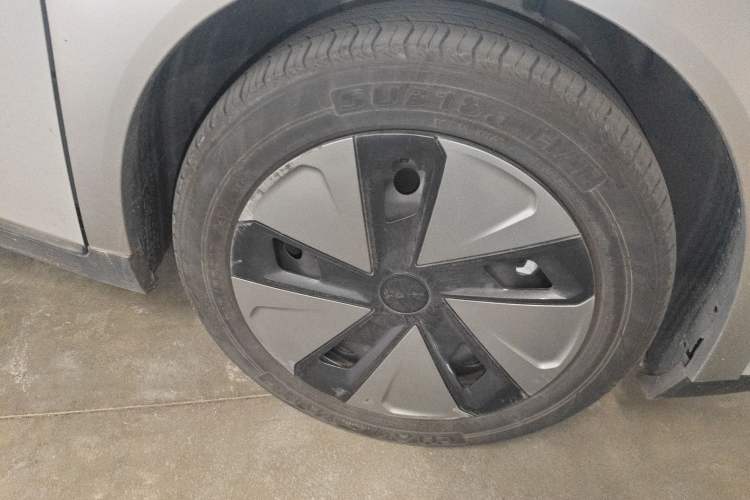 Used AION Y 2023 Plus 610 Enjoyment Edition Ternary Lithium Exterior 4