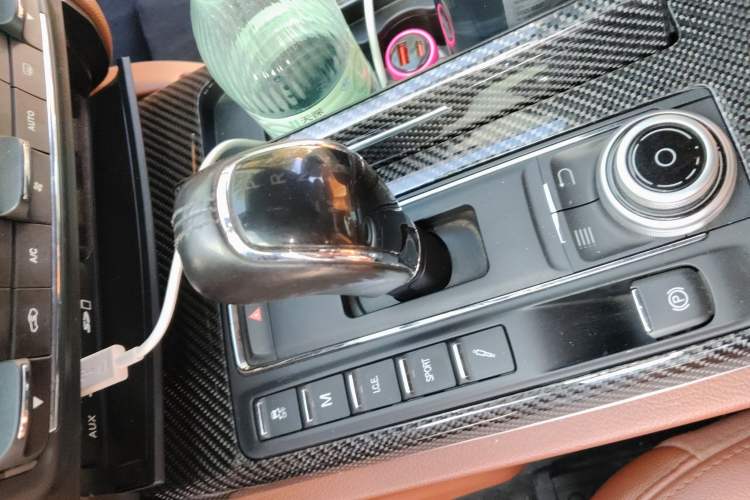 Used Maserati President 2017 3.0T Standard Model Gear Lever