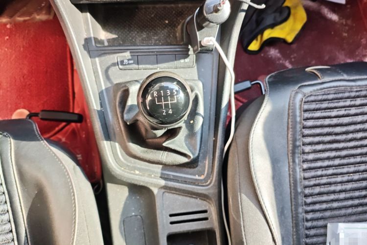 Used Volkswagen Lavida 2017 1.6L Manual Fashion Edition
