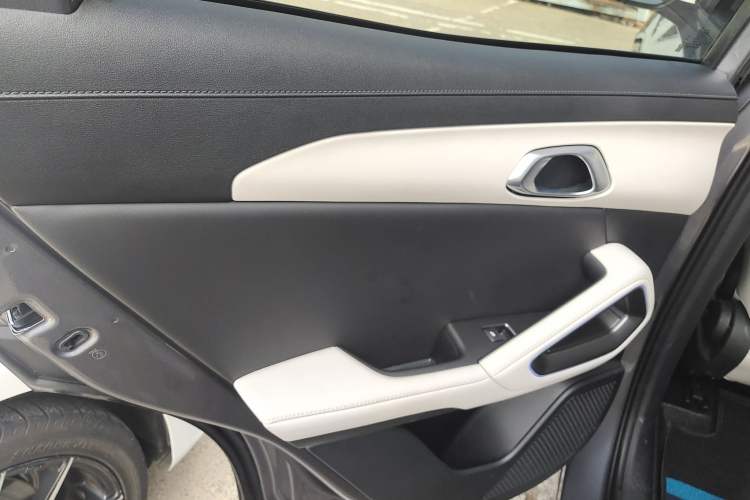 Used BYD Yuan UP 2025 Intelligent Driving Version 401 KM Dynamic Edition