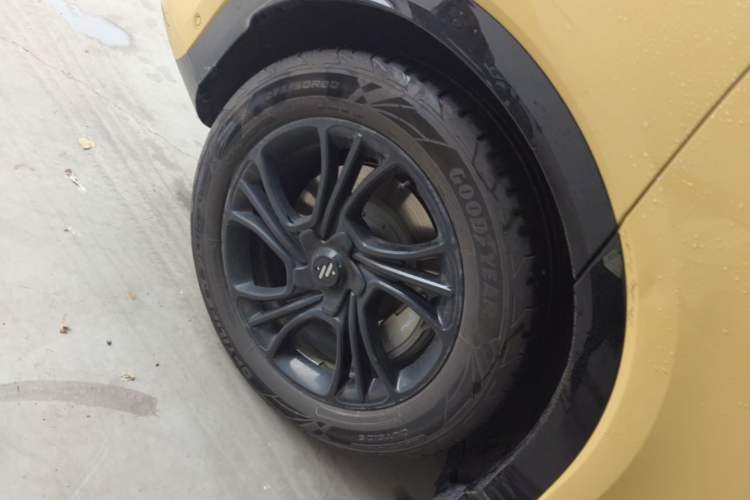 Used IM LS7 2023 90 kWh Elite Rear-Drive Version
