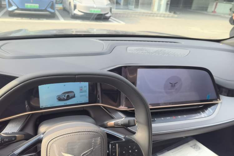 Used Hongqi Tiangong 08 2025 605 Pioneer Edition Center Console