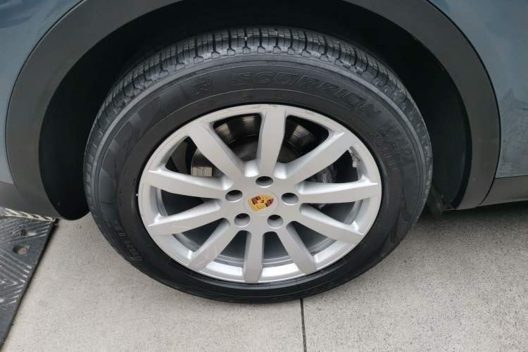 Used Porsche Cayenne 2018 Cayenne 3.0T Exterior 5