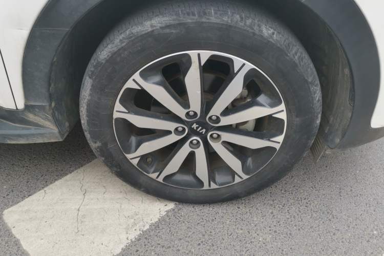 Used Kia KX5 2017 1.6T Automatic Two-Wheel Drive 15th Anniversary Special Edition DLX
