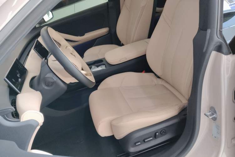 Used Nio ET5 2022 75 kWh