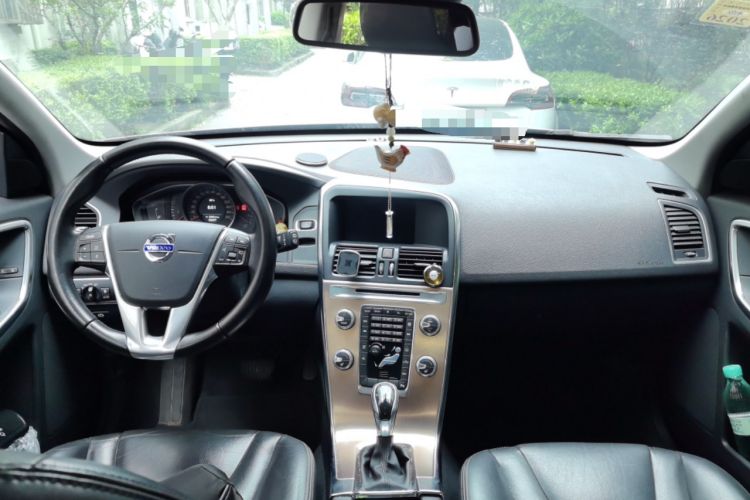 Used Volvo XC60 2016 T5 Smart Upgrade Model
