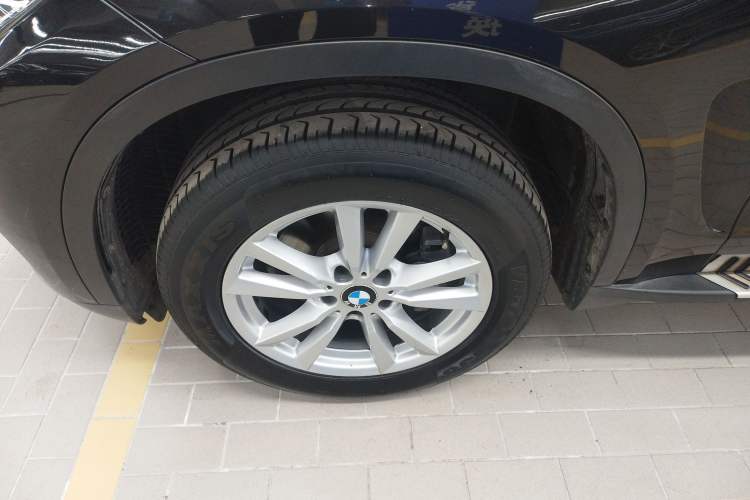 Used BMW X5 2015 xDrive28i