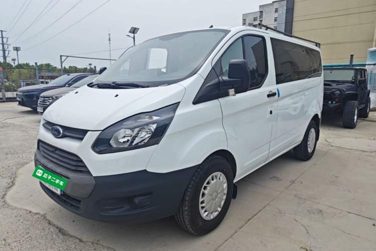 Used Ford Transit 2019 2.0T Diesel Multi-Purpose Commercial Vehicle Short Wheelbase Low Roof 6-Seater China VI Standard