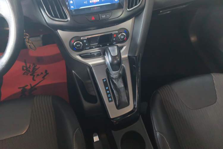 Used Ford Focus 2012 Hatchback 1.6L Automatic Fashion Edition
