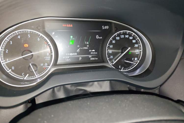 Used Toyota Venza 2022 2.0L CVT Two-Wheel Drive Prestige Edition Odometer Close Up