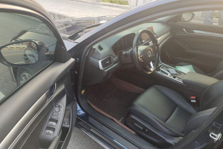 Used Honda Inspire 2019 260TURBO Elegant Edition China VI Emission Standard Driver Seat