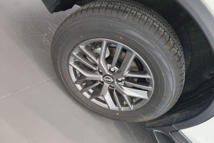 Used Nissan X-Trail 2025 Honor 2.0L Two-Wheel Drive Leading Edition Right Rear Wheel Hub