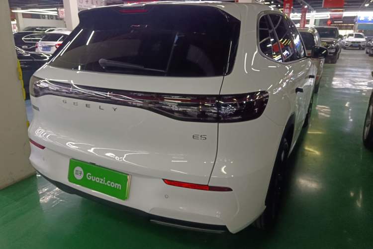 Used Geely Galaxy E5 2024 530km Long-Range Version Rear Right 45 Deg