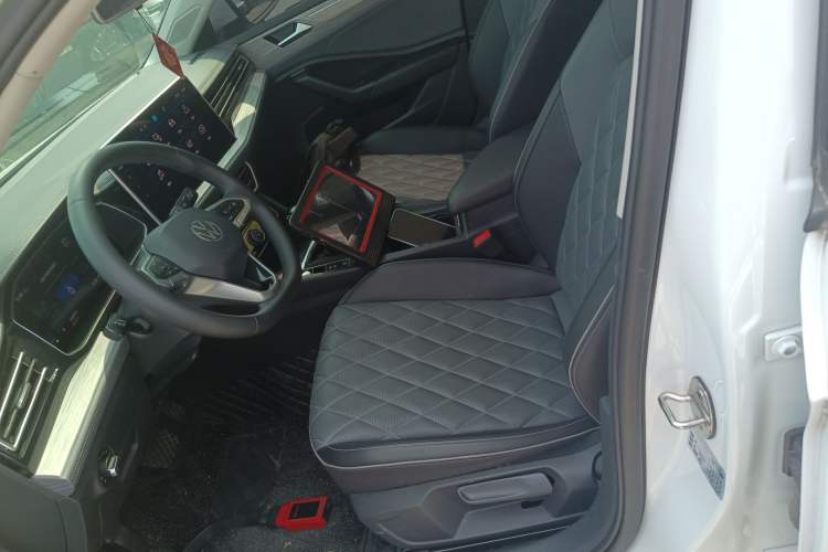 Used Volkswagen Sagitar 2023 300TSI DSG Excellence Edition
