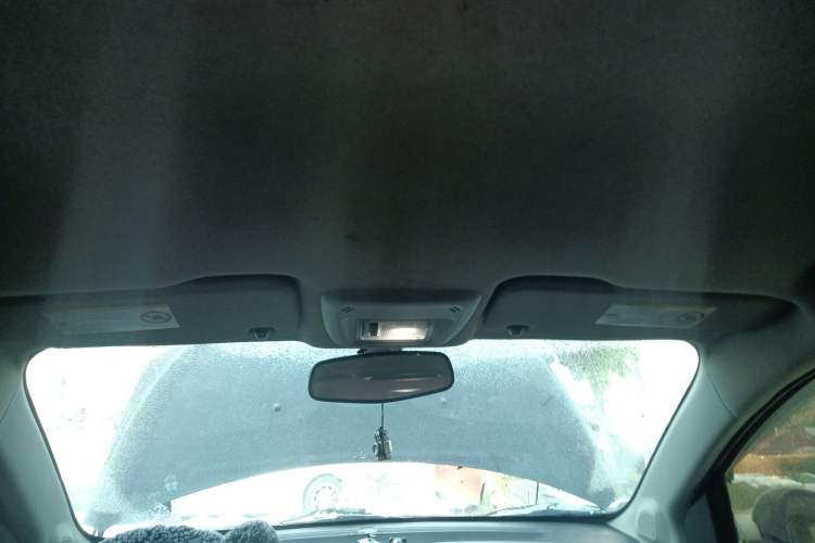 Used Chevrolet Aveo Sonic 2011 Sedan 1.4L Manual Transmission SE