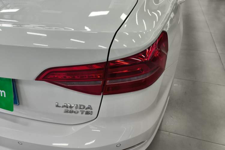 Used Volkswagen Lavida 2019 1.5L Automatic Vision Edition China VI Standard