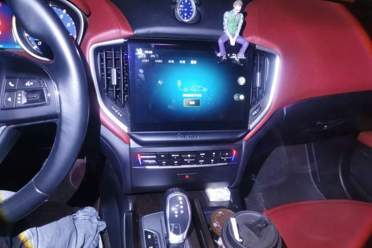 Used Maserati Ghibli 2014 3.0T Standard Edition Audio And AC Panel