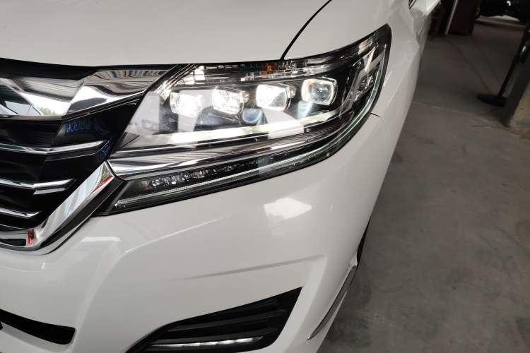 Used Honda Elysion 2016 2.4L Luxury Edition
