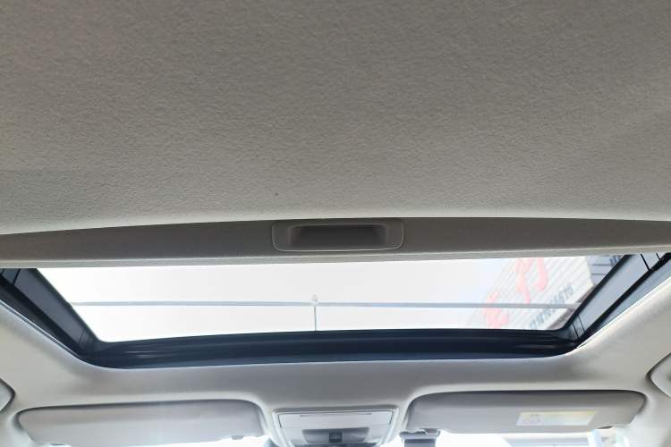 Used Honda Integra 2022 240TURBO CVT Technology Edition Headliner