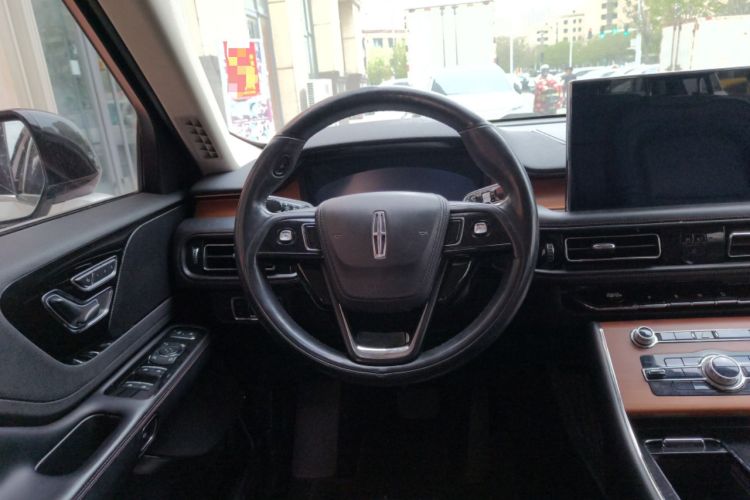 Used Lincoln Aviator 2020 3.0T V6 Four-Wheel Drive Premium Edition Steering Wheel