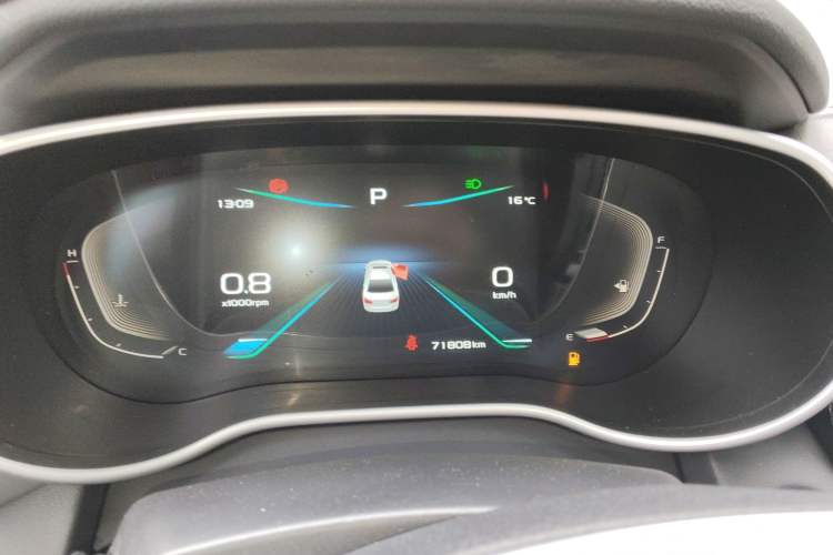 Used Geely Auto Emgrand 2019 Leading Edition 1.5L CVT Upward-Connected Model China VI Standard Instrument Cluster