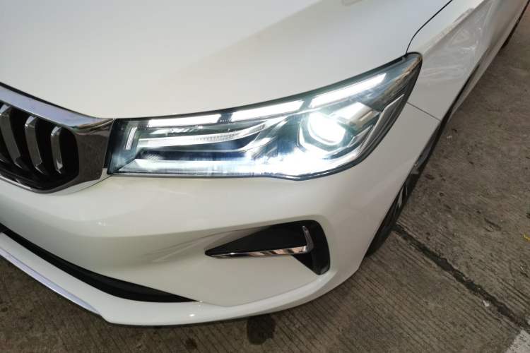 Used Geely Auto Emgrand 2026 Model 4th Generation 4 Millionth Anniversary Edition 1.5L CVT Overdrive Edition
