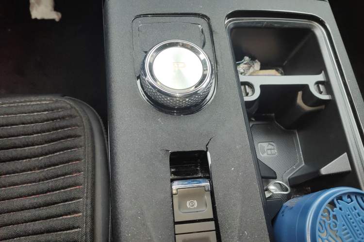 Used Haval DARGO 2021 1.5T DCT Two-Wheel Drive Border Collie Edition Gear Lever