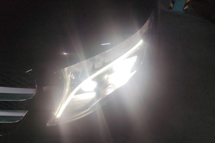 Used Mercedes-Benz V-Class 2020 V 260 Avantgarde Edition