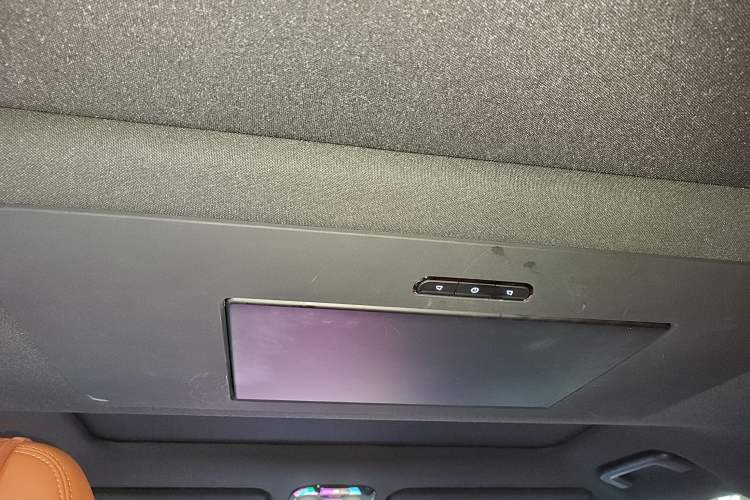 Used Polestones 01 2023 All-Purpose 7-Seater Version
