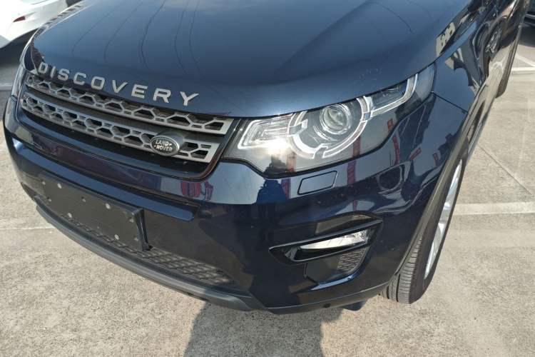 Used Land Rover Discovery Sport 2017 2.0T SE
