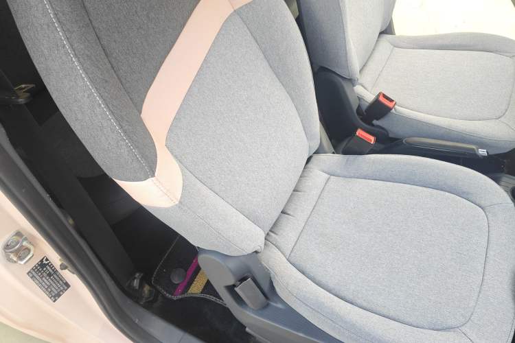 Used Wuling Hongguang MINIEV 2022 Macaron Fashion Model Lithium Iron Phosphate