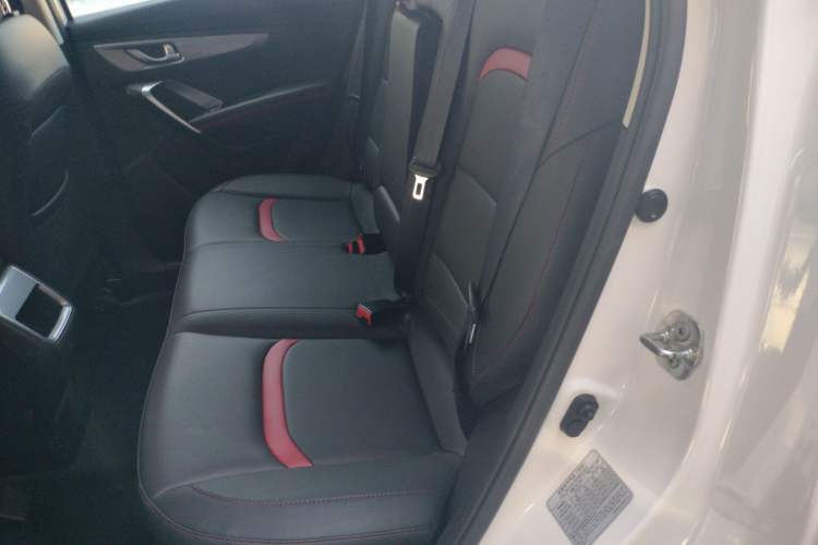 Used Changan CS55 2018 1.5T Automatic Colorful Edition China V Standard
