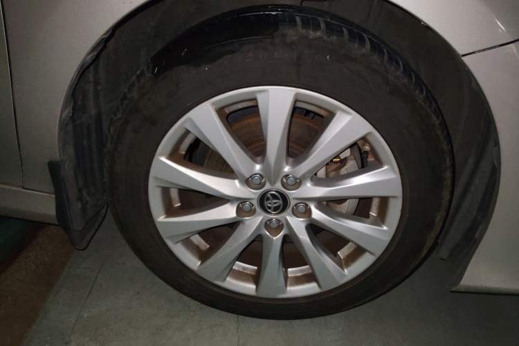 Used Toyota Camry 2018 2.0G Luxury Edition Right Front Wheel Hub