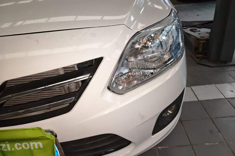 Used Changan Alsvin V3 2012 1.3L Manual Comfort Version China IV Standard
