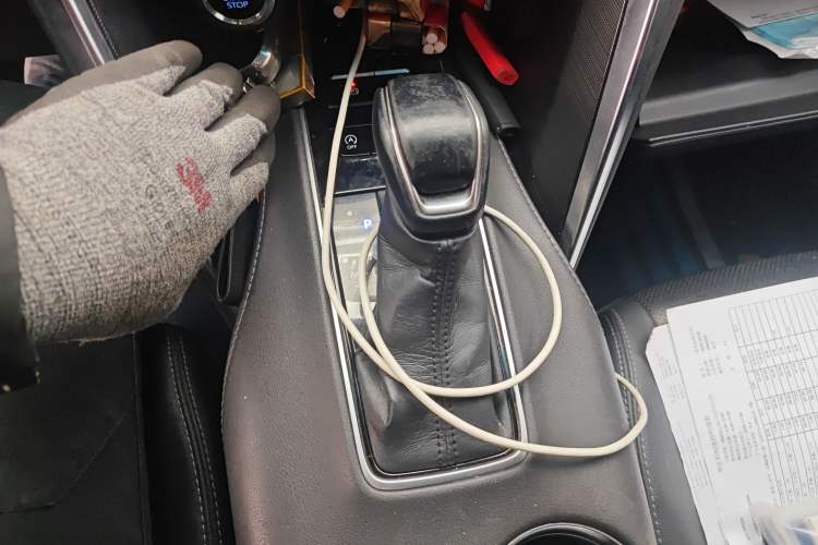 Used Toyota Harrier 2022 2.0L CVT Two-Wheel Drive Deluxe Edition