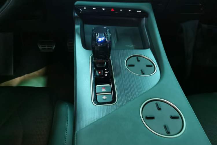 Used JETOUR Shanhai Shanhai L9 2024 1.5TD 2DHT Pro 7-Seater