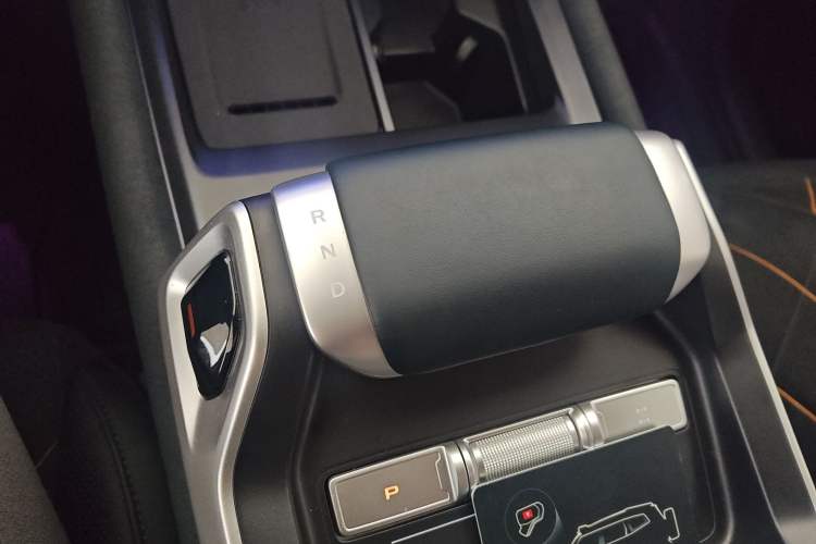 Used Deepal G318 2025 Worry-Free Adventure Edition Four-Wheel Drive Secret Realm Version Gear Lever