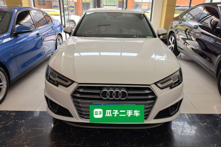 Used Audi A4L 2019 40 TFSI Fashion Version China V