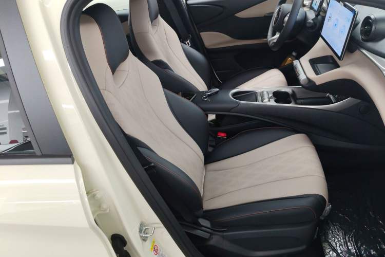 Used BYD Dolphin 2025 420km Free Edition