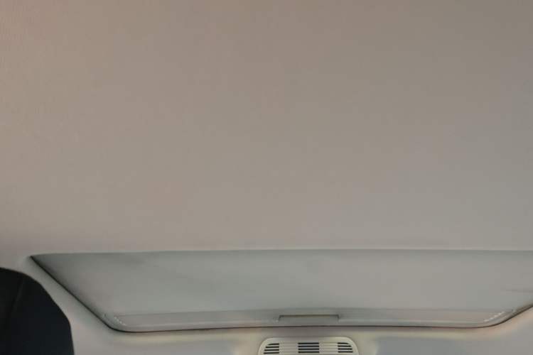 Used Volkswagen Magotan 2015 Revised 1.8TSI Prestige Version Headliner