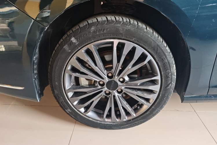 Used Dongfeng Aeolus Yixuan MAX 2021 1.5T Ultra-Stylish Trendsetter Edition