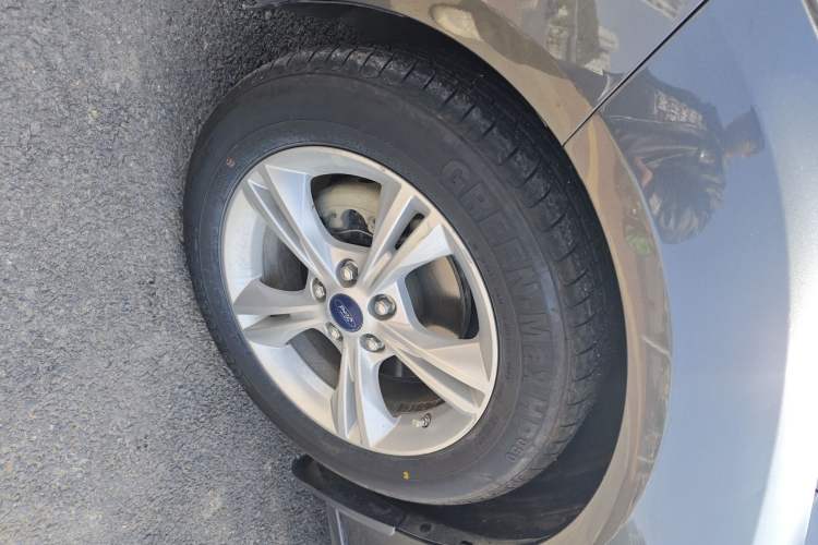 Used Ford Focus 2015 Sedan 1.6L Manual Comfort Model