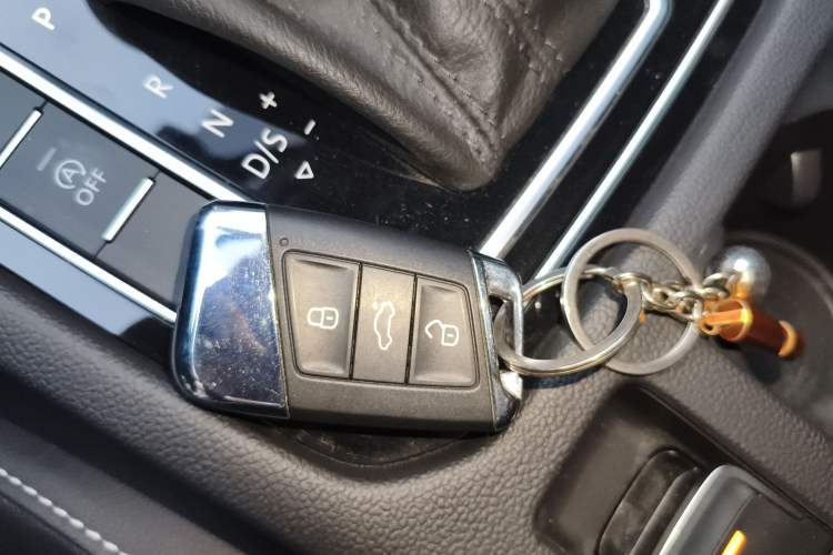 Used Volkswagen Magotan 2021 330TSI DSG 30th Anniversary Edition Vehicle Key