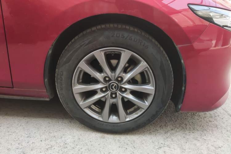 Used Mazda 3 Axela 2021 1.5L Automatic Zhiyue Edition Right Front Wheel Hub