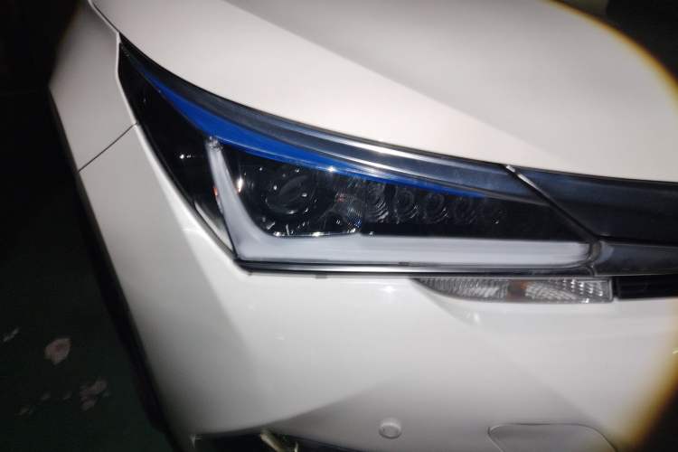 Used Toyota Corolla 2016 Dual-Engine 1.8L E-CVT Elite Edition