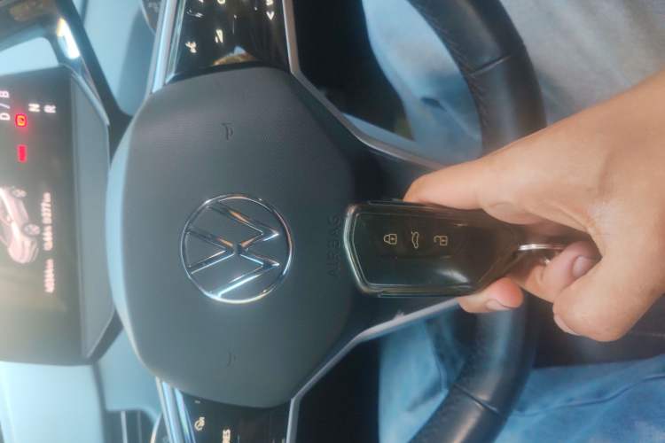 Used Volkswagen ID.4 X 2023 Upgraded Model Pure Long-Range Version Vehicle Key