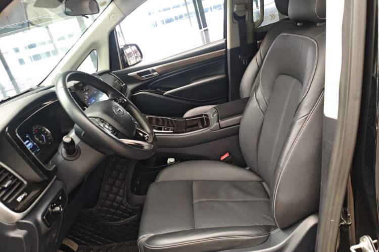 Used GAC Trumpchi M8 2023 Lingxiu Series 390T Deluxe Edition Left Front Seat