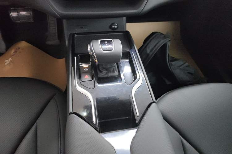 Used Hongqi E-QM5 2023 Revised Version Basic Travel Edition
