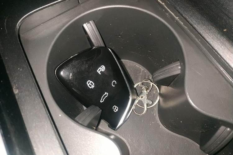 Used Dongfeng Aeolus Huge 2022 Mach Power 1.5T DareDrive Edition · Smart
