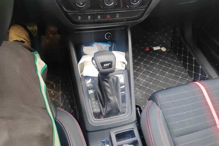 Used Skoda Kamiq 2020 GT 1.5L Automatic Flagship Model China VI Standard
